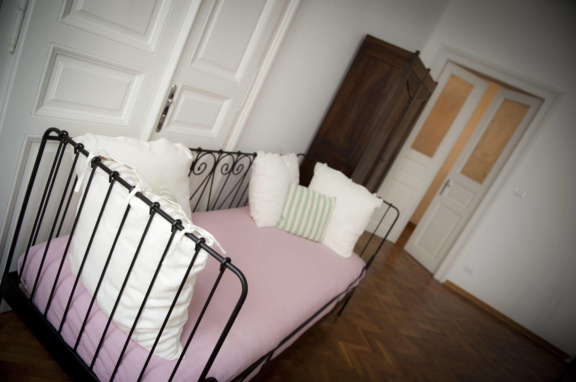 Domus Liberta - Boutique Rooms Trieste Ngoại thất bức ảnh