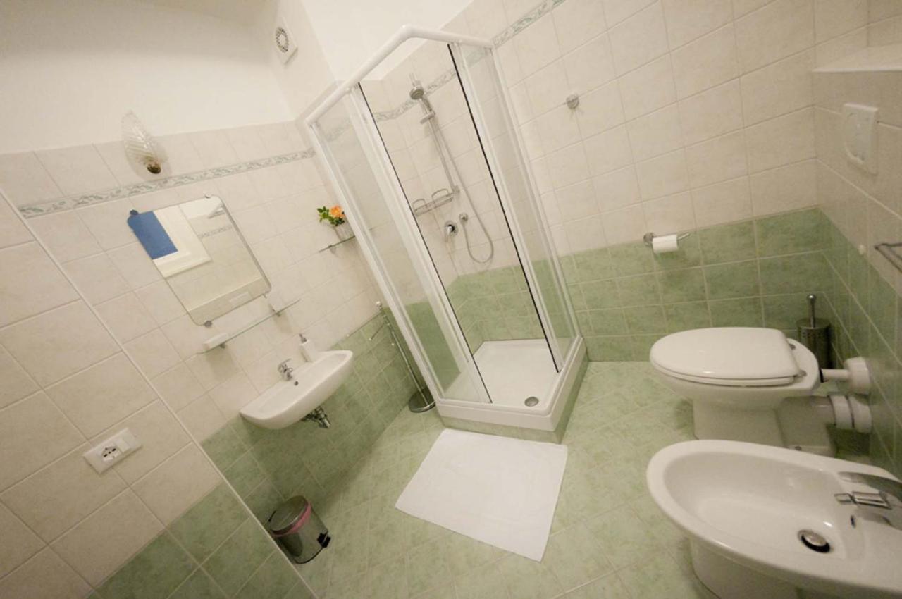 Domus Liberta - Boutique Rooms Trieste Ngoại thất bức ảnh