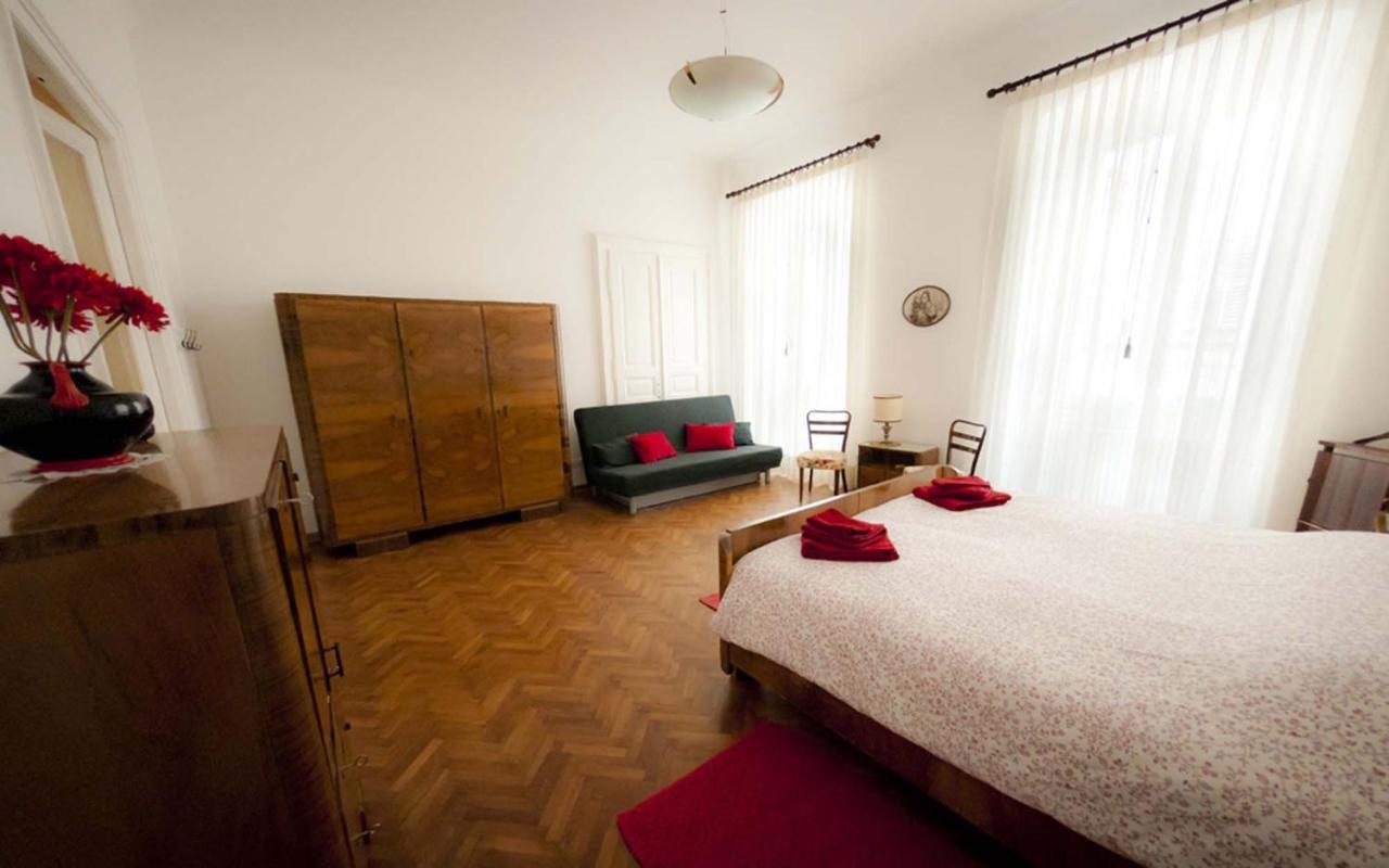 Domus Liberta - Boutique Rooms Trieste Ngoại thất bức ảnh
